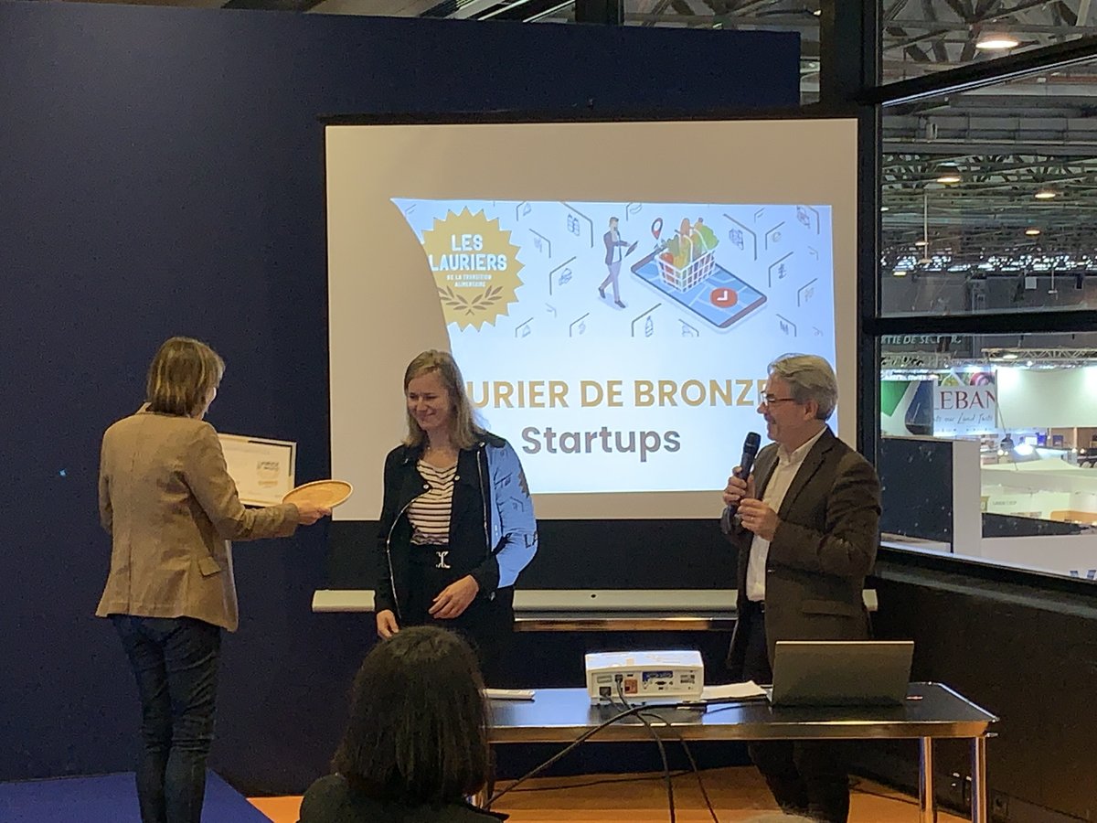 ENSAIA's tweet photo. [Pépites] @sial_paris 🏆Le Laurier de Bronze de la transition alimentaire est décerné  à #Butternot, l'alternative végétale aux 🧈et margarine
avec les #Barroudeurs, repas nomade légumineuses céréales légumes, nos 2 produits  sont sélectionnés comme innovation 🇫🇷 par @ANIA_FRANCE https://t.co/eHX757tssG