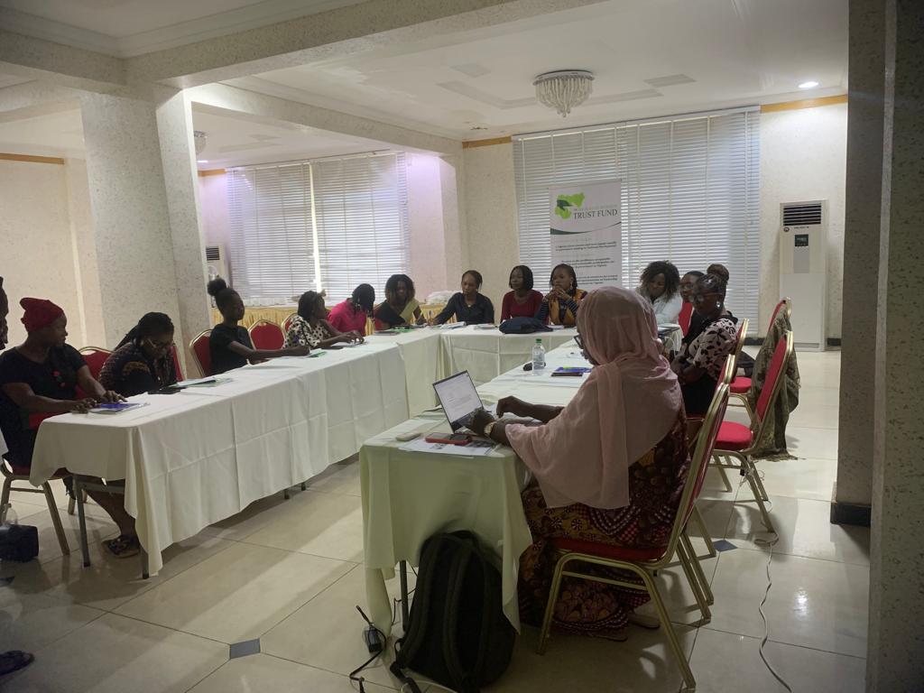 womenfundng's tweet photo. Today Nigerian Women Trust Fund trains Campaign Promises Trackers in Ekiti state to hold  Governor Biodun Oyebanji accountable to his campaign promises to people of Ekiti. We Are Watching the Public officers! Be Accountable!
#IEIA
@womenfundng @WRAPANG
@ekitistategov 
@WRAPANG https://t.co/5GHfQfkQAf