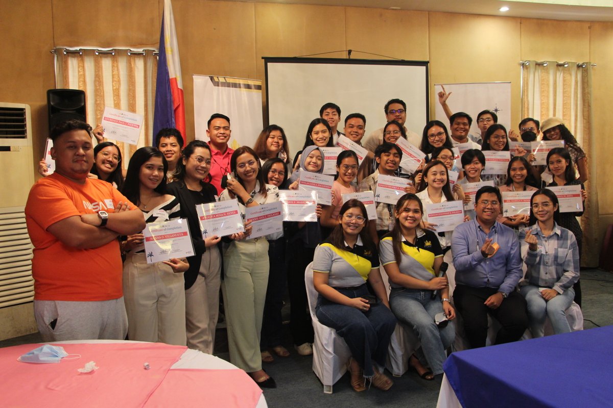 JMR_Foundation's tweet photo. The YCLC Cagayan de Oro Fellows’ month-long journey officially concluded last October 15, 2022. Thirty-three (33) youth leaders attended YCLC’s fourth and final module at Cagayan de Oro City. Fellows presented their proposed Youth Solutions to a panel. https://t.co/A60Y8gclT7