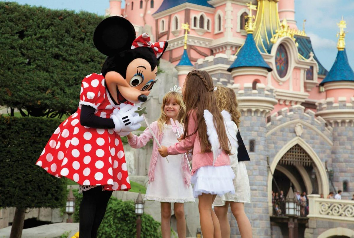 ✨ WIN a Trip to Disneyland Paris! ✨

To celebrate our new route to Paris Orly with @Vueling, we're giving away a once in a lifetime trip to Disneyland Paris for one lucky family! 🏰 

Check out our Facebook page to enter: bit.ly/3rbMvAo

#shannonairport #makingiteasy