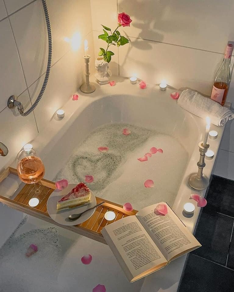 prettiestavenue's tweet photo. relaxing. https://t.co/JIG7R4eQxy