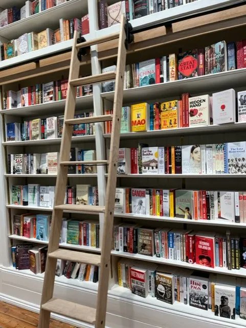 TheHistoryPress's tweet photo. The new @Hatchards bookshop in #Cheltenham looking beautiful! Look at those dreamyyy ladders 😍 Well worth visiting! 📚✨ #localbookshops #bookshoprecommendations https://t.co/AYDtykdy6r