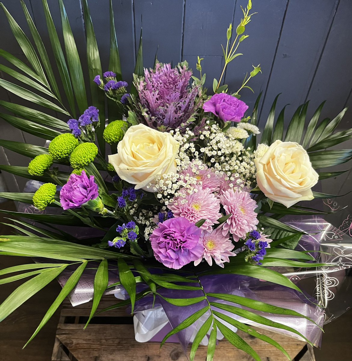RosepetalsF's tweet photo. Always lots ready to go 💐make someone’s day 😀 call 01455 250562 #hinckley #burbage #barwell #earlshilton #stoneystanton #stokegolding #elmesthorpe #wolvey #marketbosworth #sapcote #nuneaton #stapleton #hinckleyafc #flowersmakemehappy   #flowersofinstagram  #wonderfulhinckley https://t.co/wK9EidXkJn