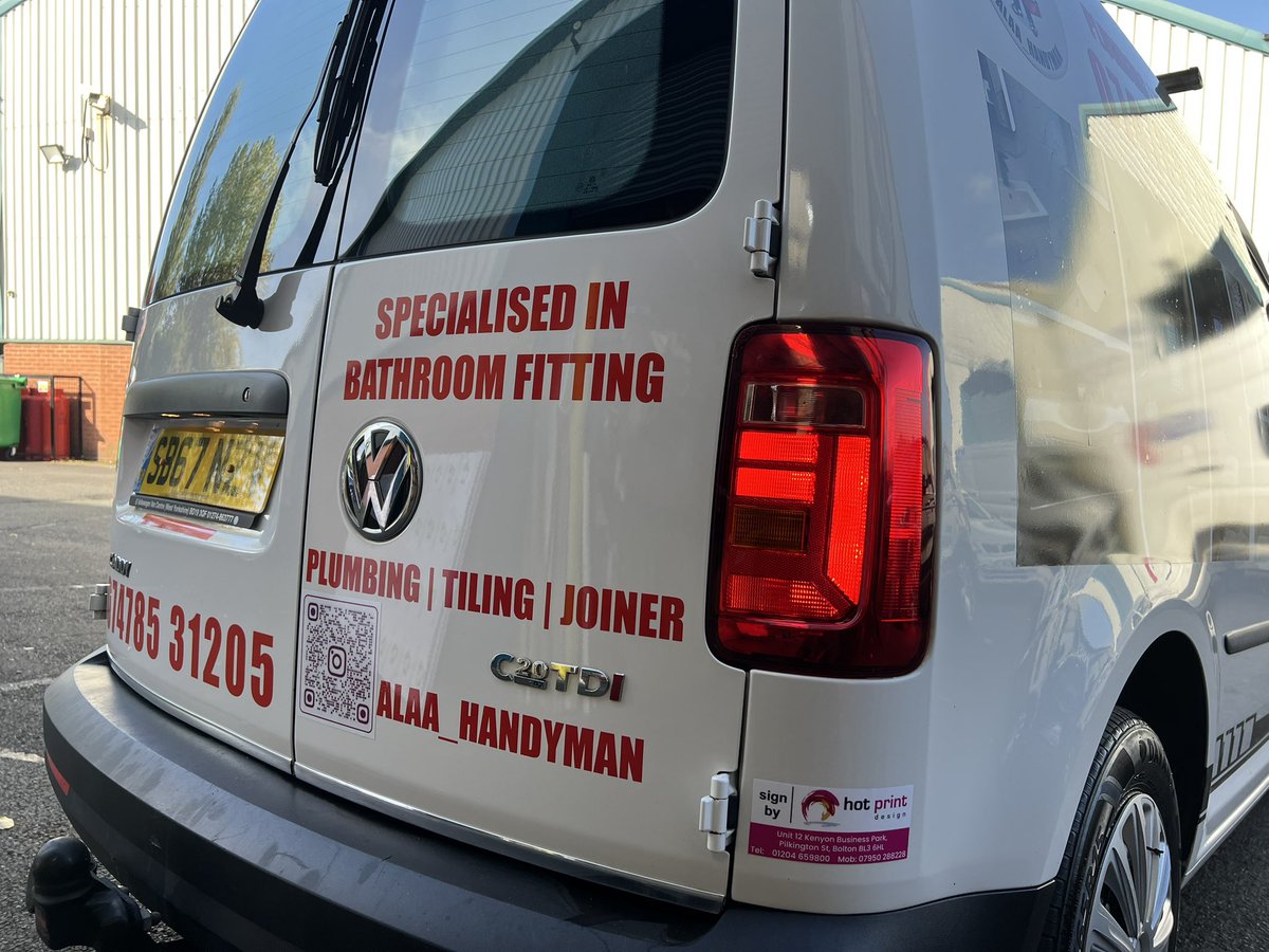 HotPrintDesign's tweet photo. Van graphics #hotprintdesign#bolton#07950288228 https://t.co/RS2lePCdWp