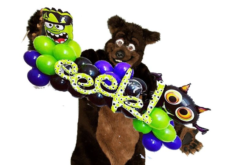 THE_BJBUTTONS's tweet photo. #OctoBEAR 18 #Waldolf, edited in, Holding a "#eeeek!" #Halloween #Balloon banner #fursuit #fursuiter #fursuiting #bear #costume https://t.co/xjqYrl1kX2