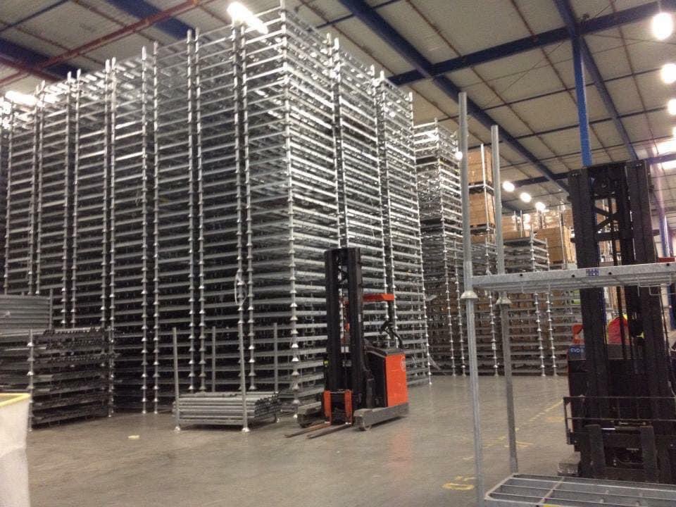 RotomPT's tweet photo. Bom dia,

Sabia que o grupo Rotom é o parceiro ideal para prestar consultoria na optimização do espaço de armazenamento e melhorias nos equipamentos logísticos da sua empresa?

Saiba mais 👉 https://t.co/TUkeY0rBAy

#rotompt #mobileracks #rolls #carrinhos #rotomrent https://t.co/AHOwAun3CK