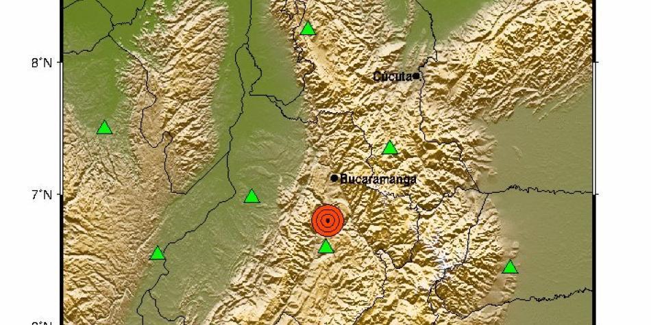 Citytv's tweet photo. Fuerte temblor sacudió gran parte del país en la madrugada del martes.

🚨 El temblor se sintió en Santander, Norte de Santander, Arauca, Antioquia, Córdoba y Cundinamarca. Le contamos ►  https://t.co/9UaIoIuG1H https://t.co/HkJil62cfw