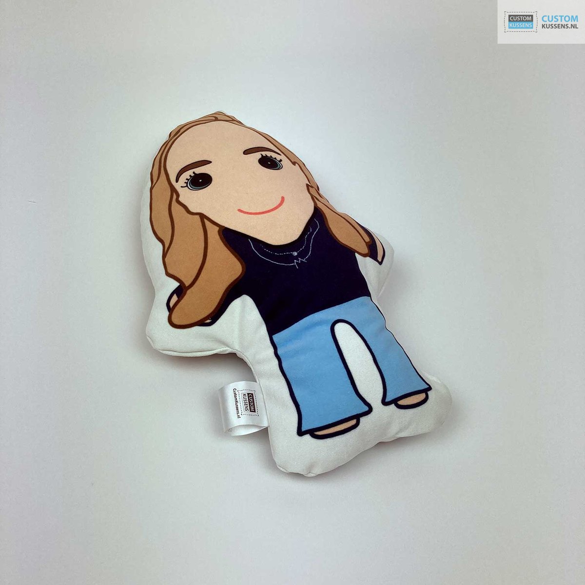 CustomKussens's tweet photo. Goed in #tekenen? Wij kunnen een kussen maken van uw #tekening.
Kussen Knuffel van uw eigen tekening? >> https://t.co/zHT5DoHg0X
#CustomKussens #Kussens #Decoratie #Knuffel #KussensOpMaat #KussensMaken #Cadeau #Kado #OrigineelCadeau #UniekCadeau #CustomKado #CustomDesign https://t.co/cNtei8BJWv