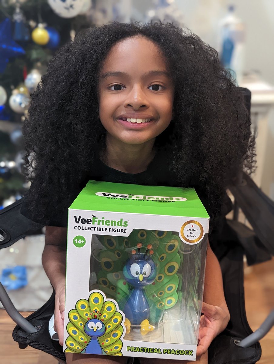 GM 🌞🦚💚💙

<a href="/veefriends/">VeeFriends</a> <a href="/garyvee/">Gary Vaynerchuk</a> <a href="/krainak/">Andy Krainak</a> @Toikido1 <a href="/Macys/">Macy's</a> <a href="/ToysRUs/">Toys"R"Us</a>