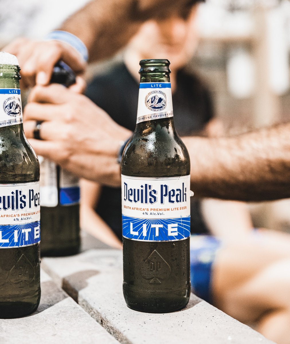 DevilsPeakBeer's tweet photo. The perfect post training sesh beer. With only 88 calories, you may as well consider switching out your water for some Devil’s Peak LITE 😉
pic: @h.t.films
#DevilsPeakLite #DevilsPeakBeer #88calories https://t.co/9hUmaWygdQ