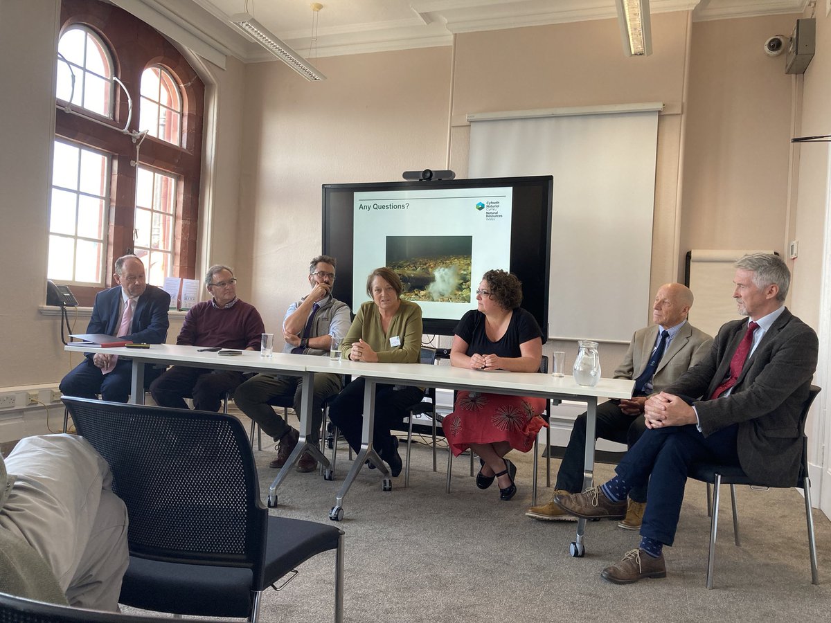 WalesLink's tweet photo. Next up is our expert panel discussion. They’re taking questions on how we can work together to tackle the issue.
With Carlos chairing, and joining the panel with the speakers and Champions are @RSharpWildlife and Gail Davies-Walsh from @AfonyddCymru.
#SaveOurFish https://t.co/8srviQ3DqM