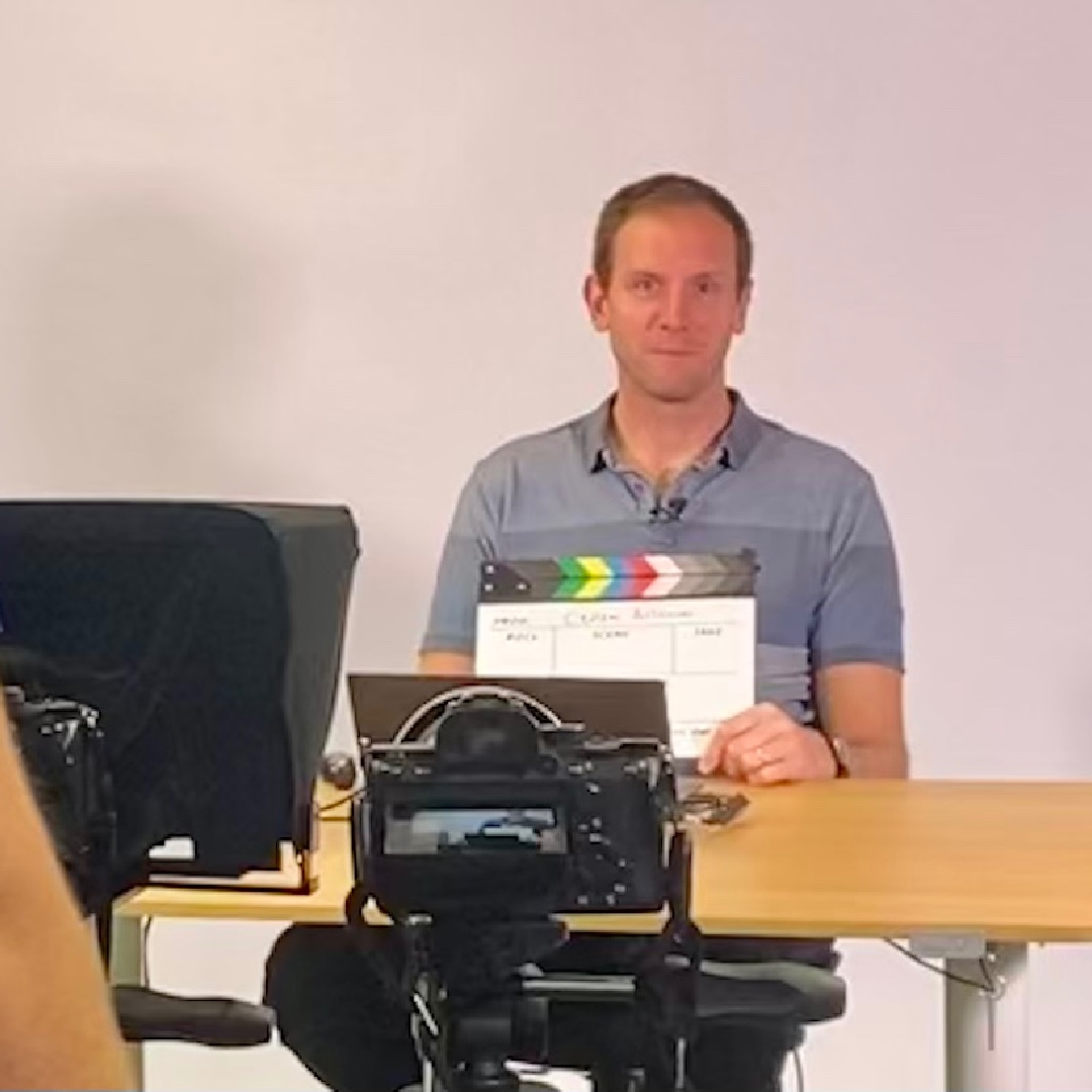 hubspokemedia's tweet photo. Big thanks to Rob, who joined us today and taught us all things bitcoin! Loads of great stuff to learn from Rob: check him out over at: https://t.co/VrxBQtlHJ2👍😀

@r0bertclarkson 
#bitcoinacademy #bitcoin #learnbitcoin https://t.co/kIo1YM2BTn