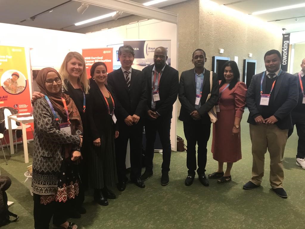 This year, @iaeaorg supported 10 cancer experts to present their research at #WCC2022. We are happy to enable our Member States to have the opportunity to share knowledge and expertise in cancer control & radiation medicine to ensure #CancerCare4All. 🇦🇿🇧🇫🇭🇹🇲🇬🇲🇺🇵🇰🇵🇬🇱🇰🇹🇹🇿🇼#SDG3