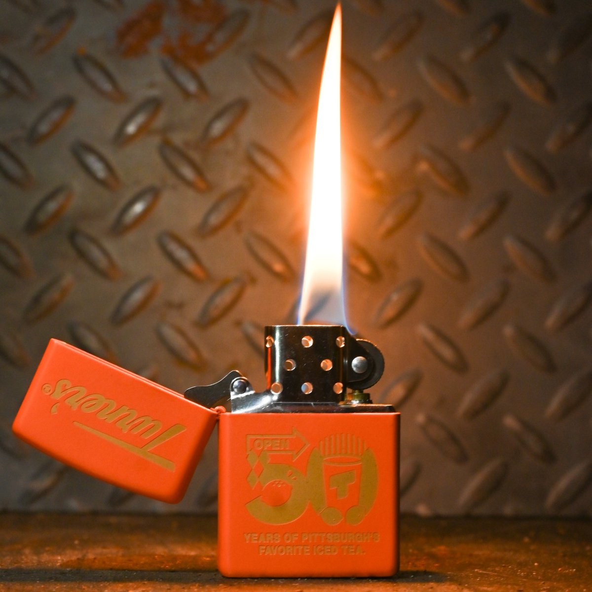 turnerspgh's tweet photo. It's lit 🔥 Celebrate the 50th Anniversary of Turner's Premium Iced Tea with a #LimitedEdition @Zippo lighter 🧡💛
Available exclusively at @CoenMarkets while supplies last! #FifTEA https://t.co/Wjn2LZ4IPK