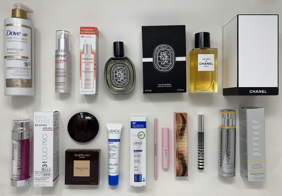 Let's get the beauty party started! Here's our #BBAwards2022 Beauty Best Awards Grand Prize courtesy of Cosmetics mag. We're drawing a winning name this evening 10/20. To enter, follow <a href="/davelackie/">dave lackie</a> &amp; <a href="/cosmeticsmag/">Cosmetics Magazine</a> &amp; RT Good luck to everyone! #spon #win