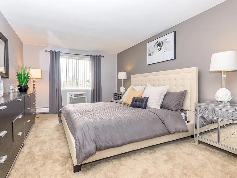 AbodeDecoratin1's tweet photo. Greys for days!!! I live this beautiful bedroom set up!!! Shop https://t.co/VdWRBg79IX!!! #homedecor #interiordesign #home #interior #decor #design #homedesign #handmade #homesweethome #art #decoration #furniture #architecture #interiors #homedecoration #love #interiordecor https://t.co/RyMIOINuyt