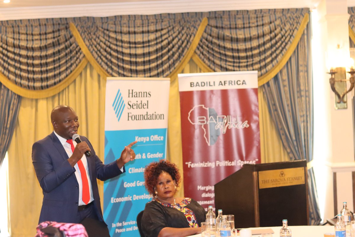 Badili_A's tweet photo. by turning chamas into local #peacebuilding networks which can manage and interrupt election-related conflicts forming dynamics and provide space for new forms of political consensus beyond the elections.
#badiliafricainitiative
#chamawomenengagement
#womenhealbetter
#chamawomen https://t.co/7wRUK24Tcs