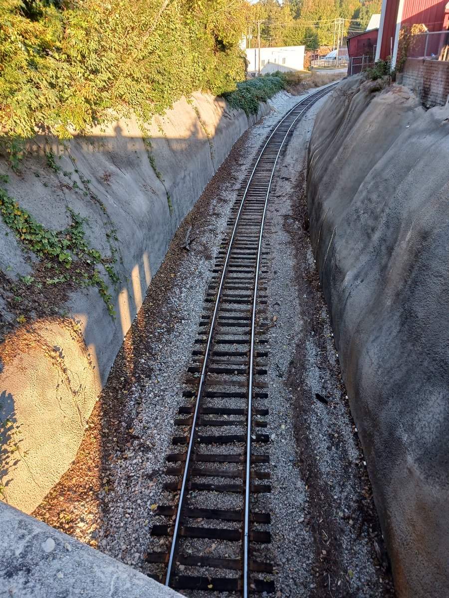 girldadballnut's tweet image. @2ProsandaJoe this my &quot;chill spot&quot;, on main Street so I can&apos;t toke. @generalelectric had to open this shit up, they pull whopper shit through here. #nomore #NoBlow #glockinmylap @21savage @legalize #hotbox motherfucker 🧸❤️‍🔥🏈🌍✌️✊️🎩🙀🎤🤫🤫🤫🤫🤫🤫🤫🤫