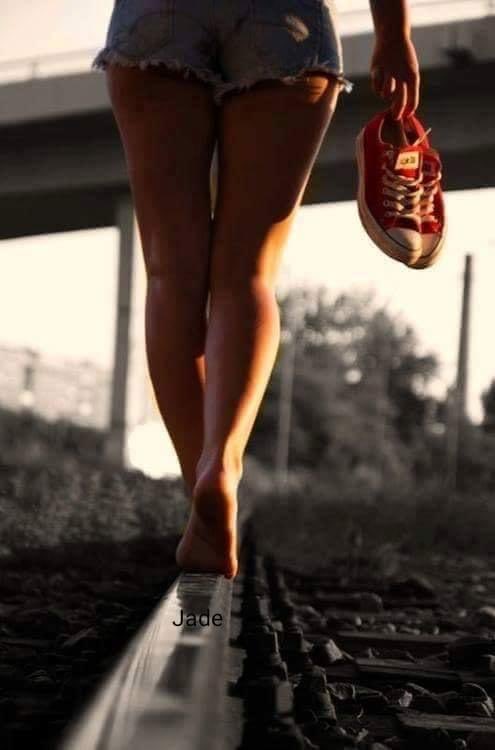 Que nunca te falte 
el camino que te guíe,
la fuerza que te levante,
el amor que te humaniza,
y la razón que te equilibra.
Buenos Dias…
#FelizMartes ❤️🥰🌾