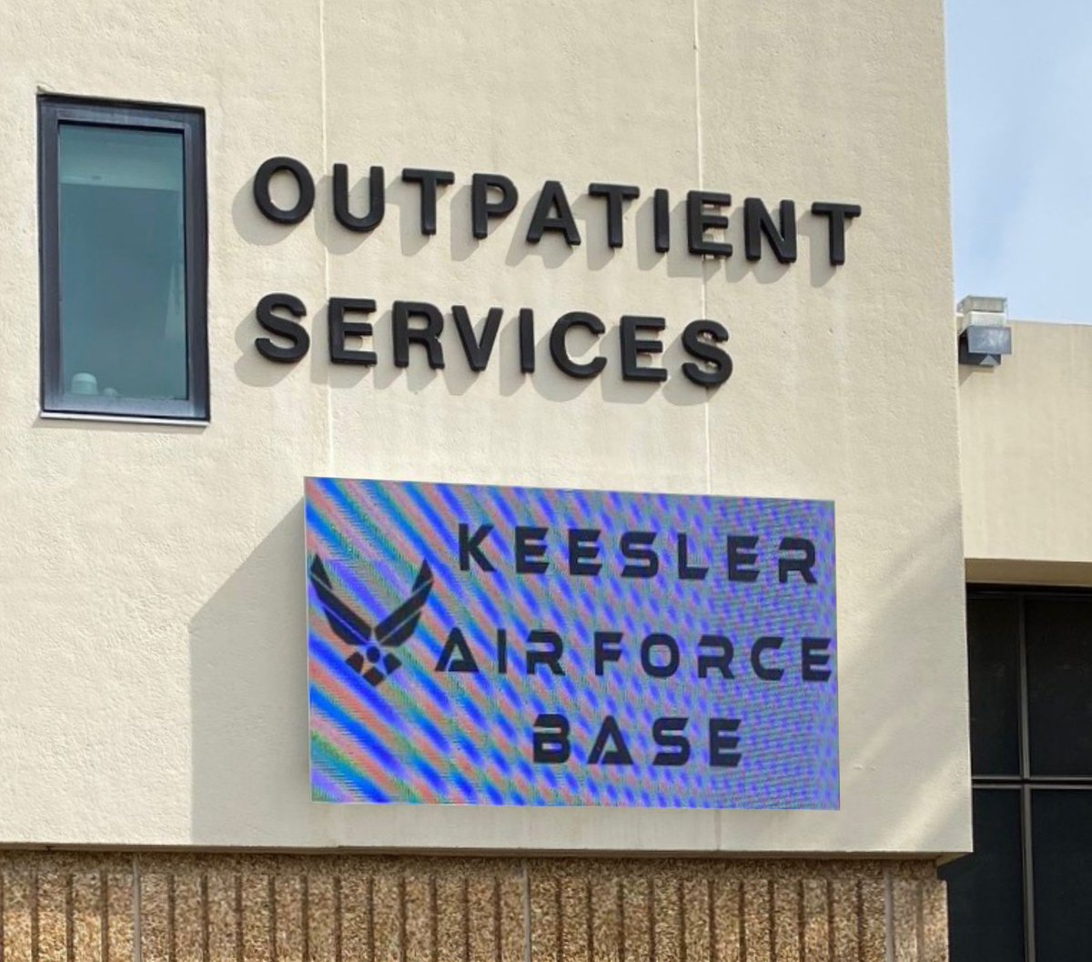 Signs__Plus's tweet image. Congratulations Keesler Air Force Base on your full-color LED sign! Thank you for choosing Signs Plus!