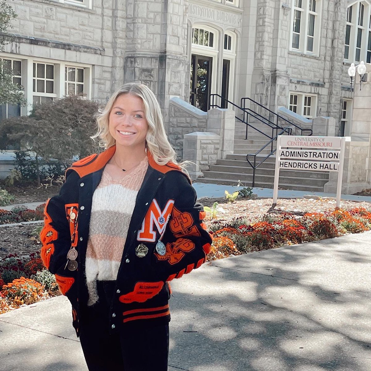 02brooklyn_a's tweet photo. After a great visit, I’m excited and blessed to say that I’ve committed to the University of Central MO to further my academic and athletic career in track and field! I’m so excited to be a part of a great track program and school. A big thanks to @UCMTF for everything! Go Jens! https://t.co/JflQ19bFW6