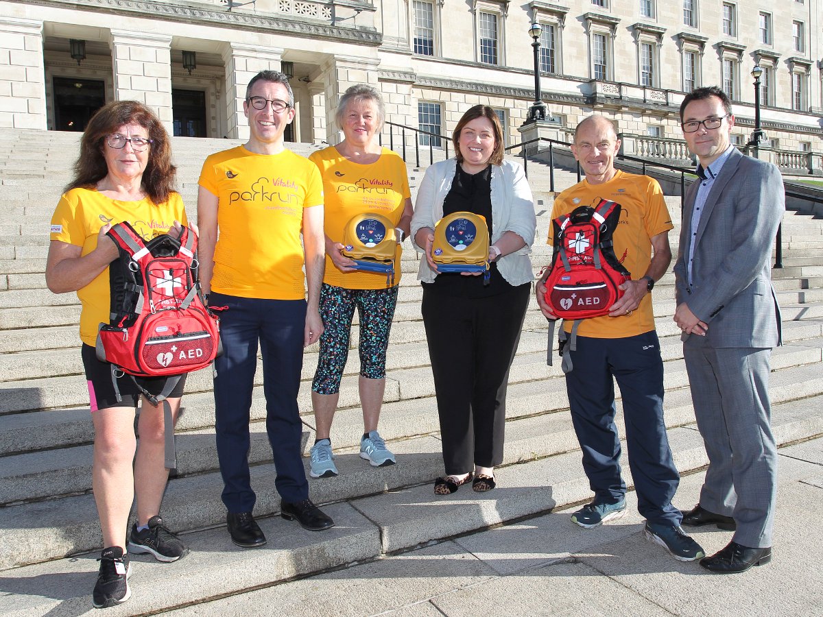 Minister @DeirdreHargey met with representatives from parkrun Ireland who received £23,000 funding from @CommunitiesNI to purchase 34 Automated External Defibrillators (AED’s) to enhance safety provision at parkrun events