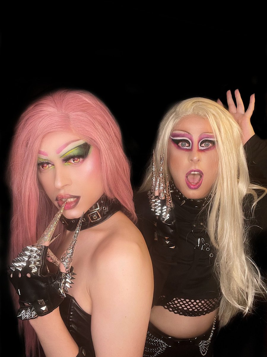Stef_Stars's tweet photo. RT to vote for "Top Gun: Maverick" for "Favorite Soundtrack" at the #AMAs     

🖤⚔️ #ChromaticaInspired #DragCollab #HoldMyHand #PorcelainSkye @ladygaga https://t.co/o4RnKPRuSz