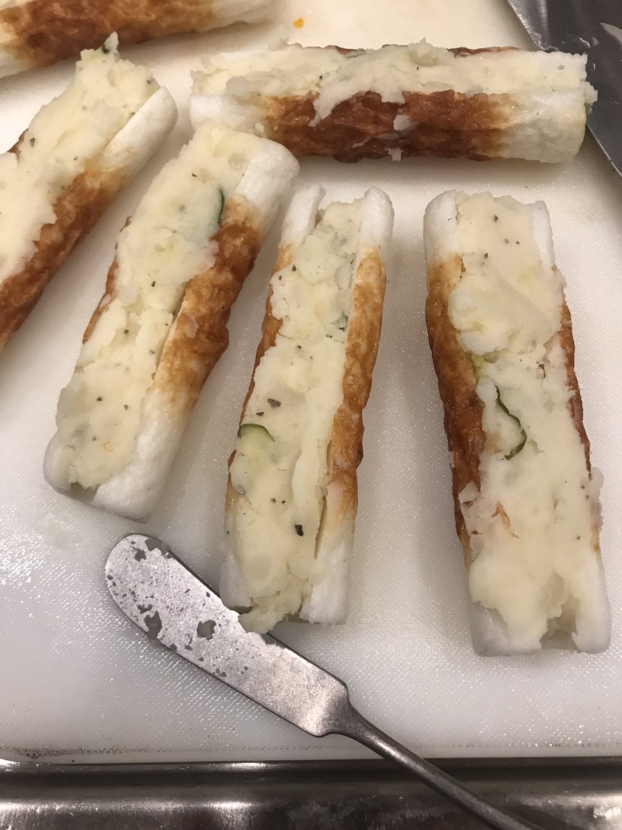 hisaPnam's tweet photo. ちくわにポテトサラダを詰めて揚げるのだ #histyle https://t.co/vLoMKyUgRG