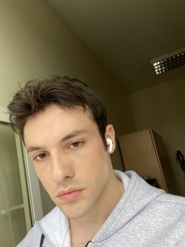 guzyaprakIari's tweet photo. 🤍 https://t.co/45XM8zuNVx