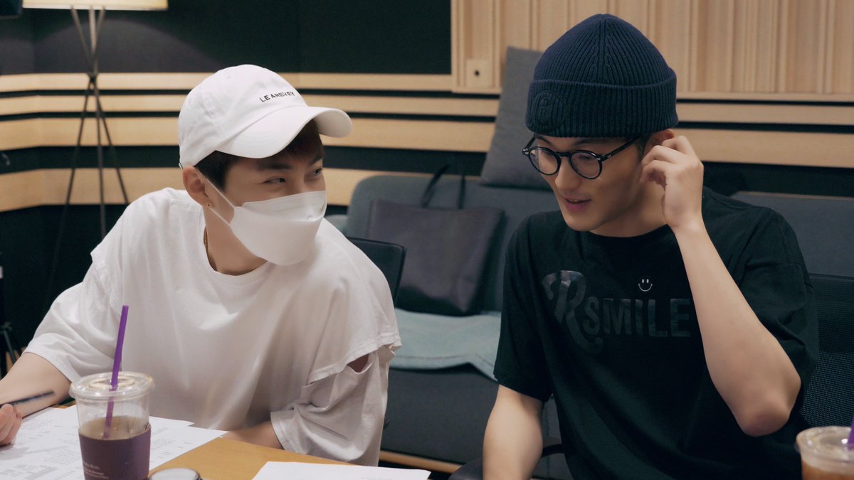 XIUMIN 시우민 'How We Do (Feat. 마크 of NCT)' Recording Behind The Scenes

youtu.be/ECz7MfGQ8S4

#시우민 #XIUMIN
#엑소 #EXO #weareoneEXO
#마크 #MARK #NCT
#BrandNew #XIUMIN_BrandNew
#HowWeDo