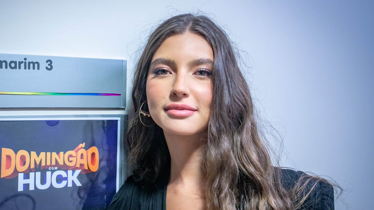 forumeplay's tweet photo. Recém saída de Pantanal, Alanis Guillen será a protagonista de #AmorPerfeito, próxima novela das 18h, de Duca Rachid e Julio Fischer https://t.co/8M1pKTCRN9 https://t.co/dULUEtPF9N