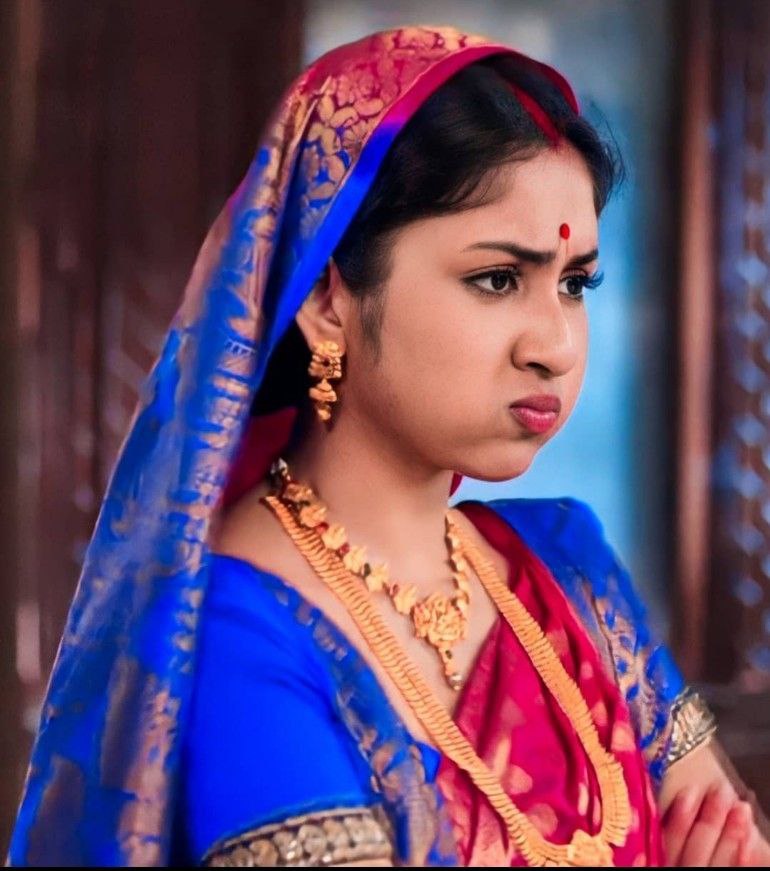 aayateishq's tweet photo. Type "Bondita Roy Choudhury is" and let your keyboard to finished it. https://t.co/n0yzIYUcza