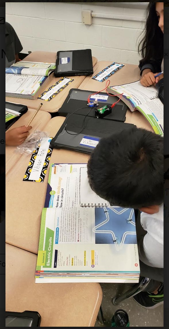 kriegerm16's tweet photo. Working on energy and created working circuits @MenloParkSchool #shinebrightedison https://t.co/SRKHMw1Mpn