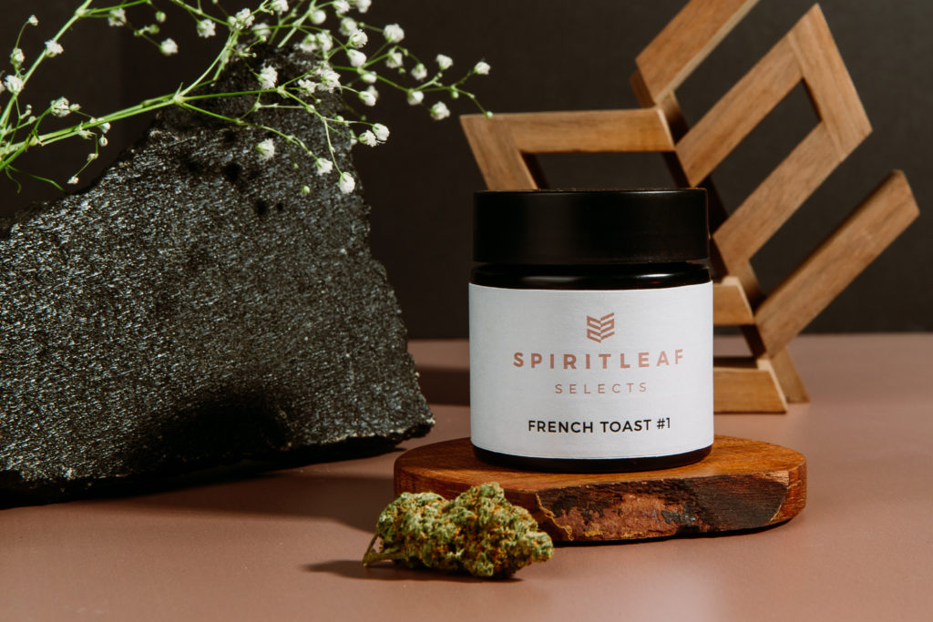 UniCannabisBlog's tweet photo. Who's had a chance to try this?
#mmemberville #CannabisCommunity #cannabisculture #420Life #420community #weedlife #sndl #potstocks #SmallBusiness #WeedLovers #stocks #spiritleaf #CannabisLife #canada #Toronto #Alberta #Ontario #Edmonton #WeedLovers https://t.co/08RmvT2A2H