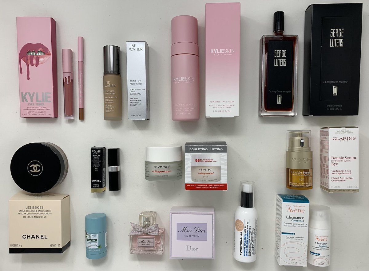 Let's keep the beauty fun going with our next #BBAwards2022 Beauty's Best Awards Twitter Giveaway! It's our set of editor favourites including Dior, Chanel &amp; Clarins! To enter, follow <a href="/davelackie/">dave lackie</a> &amp; <a href="/cosmeticsmag/">Cosmetics Magazine</a> &amp; RT (We're drawing a winning name tonight) Good luck to all!
