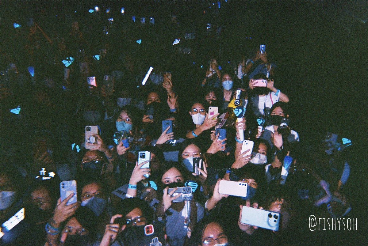 fishysoh's tweet photo. 2/3 pictures of what DongHae took ☺️

#SS9inKL #SS9inMalaysia #SS9inMY https://t.co/TVq2abDwCw