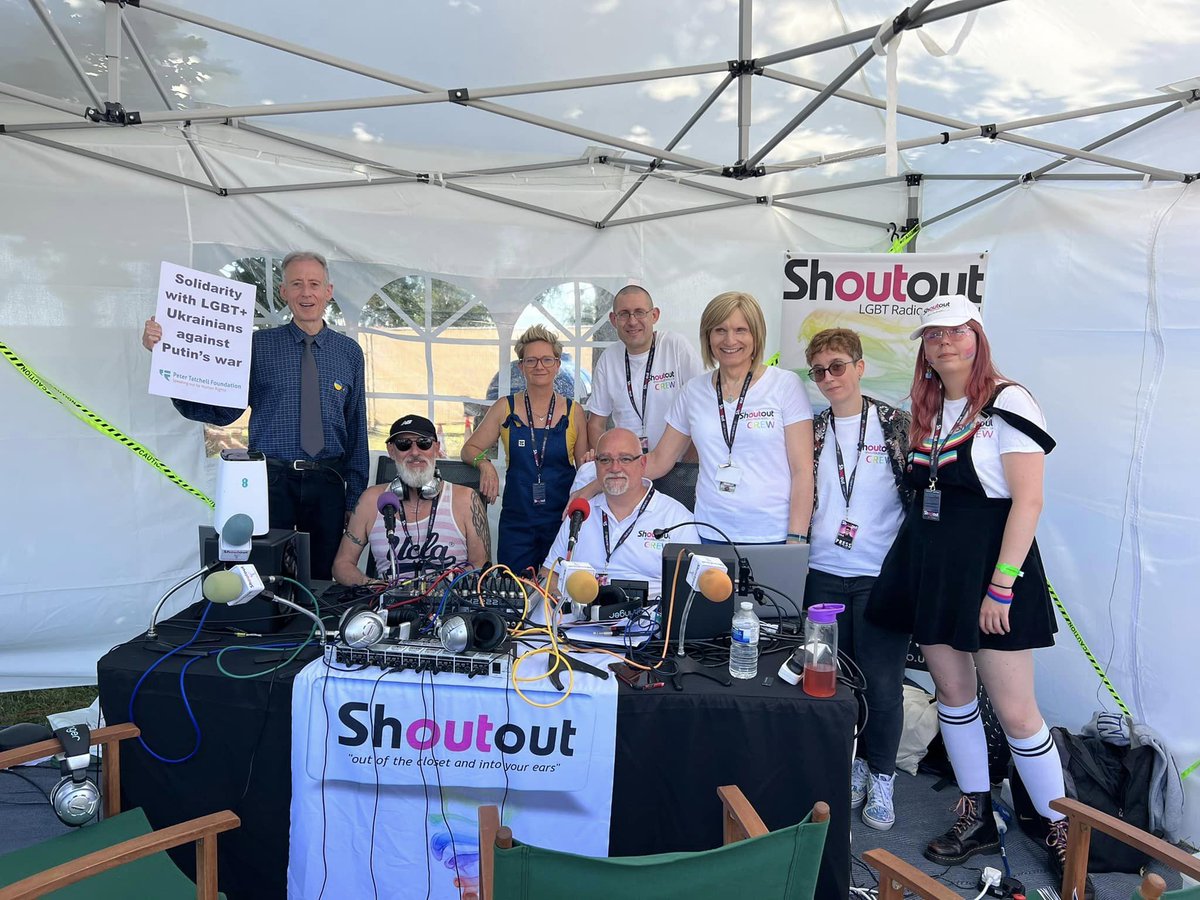 PrideLife_DWD's tweet photo. Community run radio based in Bristol that encourages community participation in the subject matter and content creation 🏳️‍🌈 https://t.co/PcywyM3sws

Create a platform for your voice on a .LGBT domain from https://t.co/N77nUctzln

#radio #BCfm #broadcast @radioshoutout https://t.co/AELRawy9u3