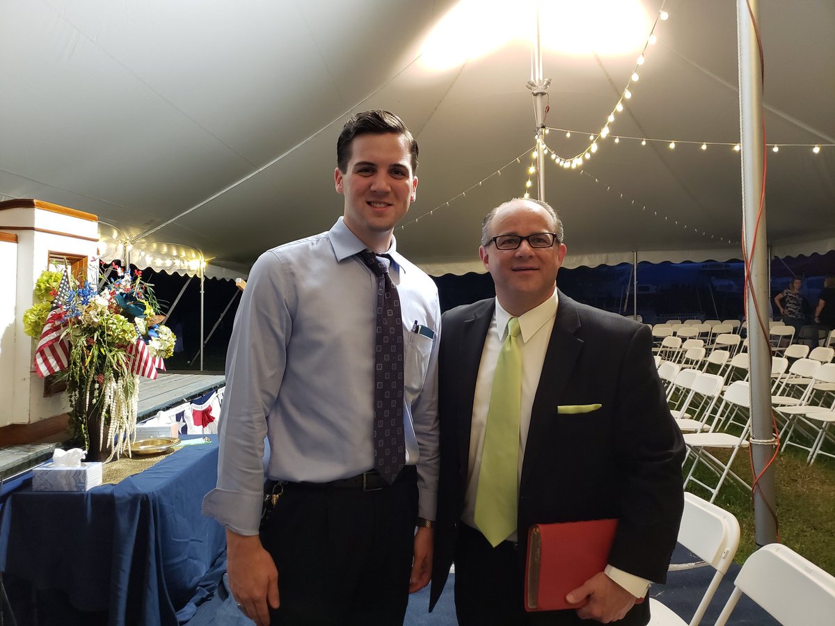 Happy Birthday !!🎂 🥳 to my friend and great young man of God.
<a href="/JohnMarkSeay/">John Mark Seay</a> he always encourages and blesses me each time we meet.
Congratulations to his gr8 parents 👏 on a job well done raising him 😉
<a href="/FBC_MD/">Frederick Baptist</a> <a href="/PastorJSeay/">Pastor John Seay</a> <a href="/AleshaSeay/">Alesha Seay</a>