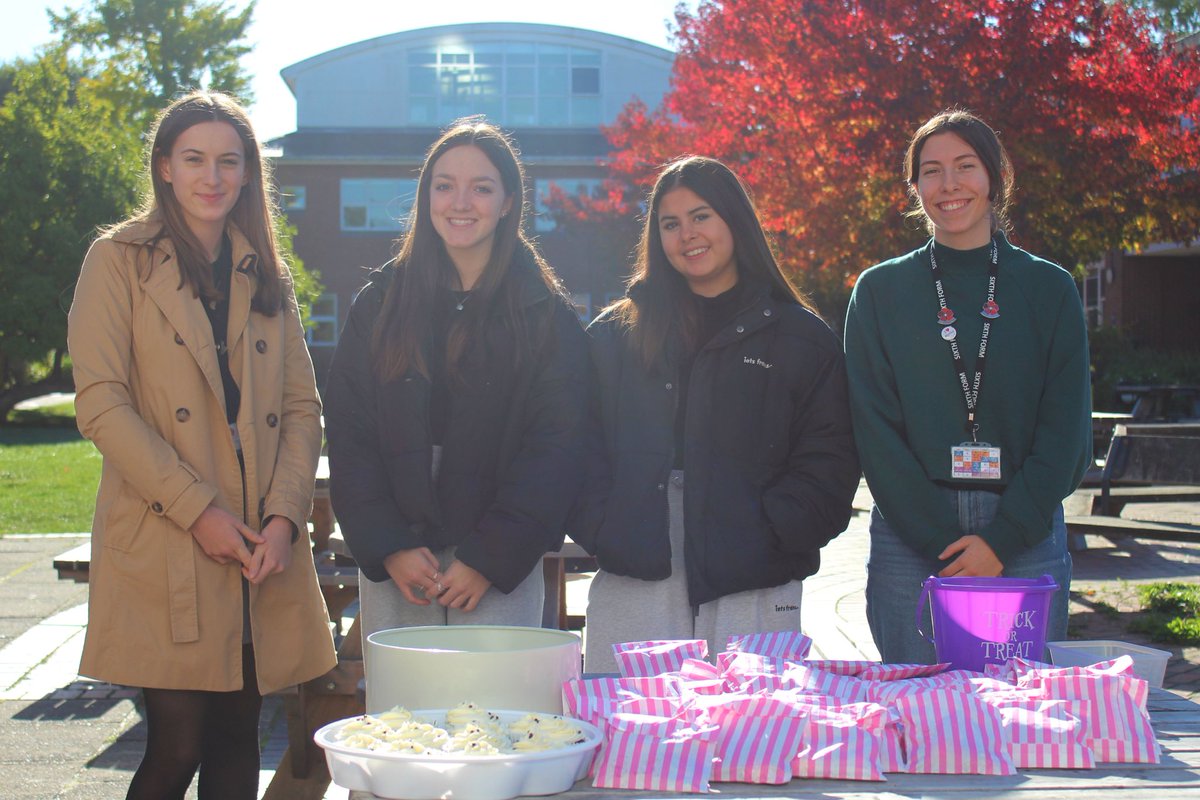 As part of RAG Week, our Sixth Formers are doing a great job of hosting a range of events and bake sales to raise money for @PeriodPovertyUK @PancreaticCanUK and @SRTRC_England 

#RoseberySchool #Rosebery #Epsom #EpsomSchool #Surrey #SurreySchool #RAGWeek #RaisingAndGiving #RAG