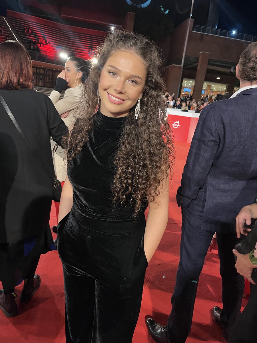 How fantastic that we get the opportunity to celebrate Millie's success! We have a student walking the red carpet at <a href="/romefilmfestENG/">Rome Film Fest ENG</a>!!! Millie has a gorgeous part in this big new Canal+ production for <a href="/Sky_AtlHD/">SkyAtlantic</a>. She’s playing Young Elizabeth, the teen version of Noomi Rapace.