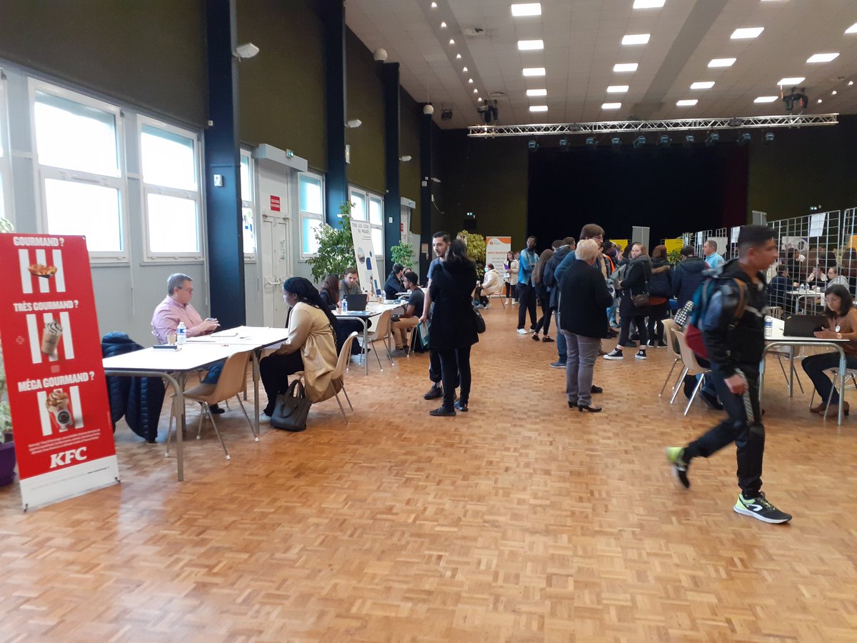 G_Chalmet's tweet photo. 1 job SVP, un évènement pôle emploi/mission locale offrant des opportunités d'emploi aux jeunes. 17   entreprises présentes et plus de 200 jeunes attendus. #1jeune1solution @Mainvilliers28 @poleemploi_RCVL @F_Gaussens https://t.co/YlD4zu8A4S