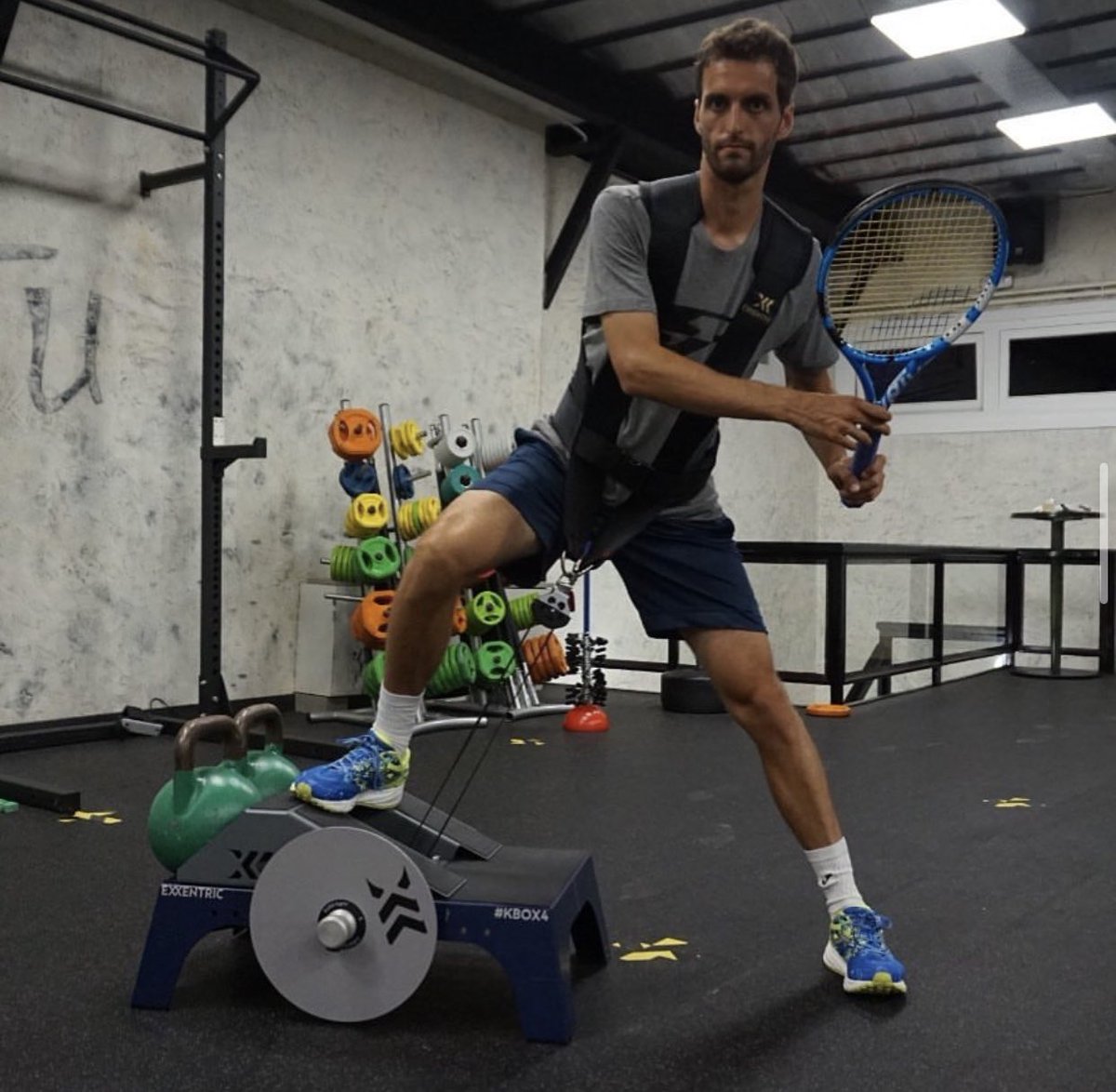 nozoris_tips's tweet photo. #Napoli 🇮🇹

🎾 ~ Ramos-Vinolas @ 1.92 | 1.5u
📕Winamax

L’🇪🇸 fait 2 matchs sur Indoor, il perd Medve et Giron, il troll contre Giron mais si on prend en compte que le premier &amp; deuxième set, c’est assez solide, le 🇵🇹 n’est pas sur une surface qu’il adore, l’🇪🇸 favori pour moi. 🔥 https://t.co/uF2k0aSzeR