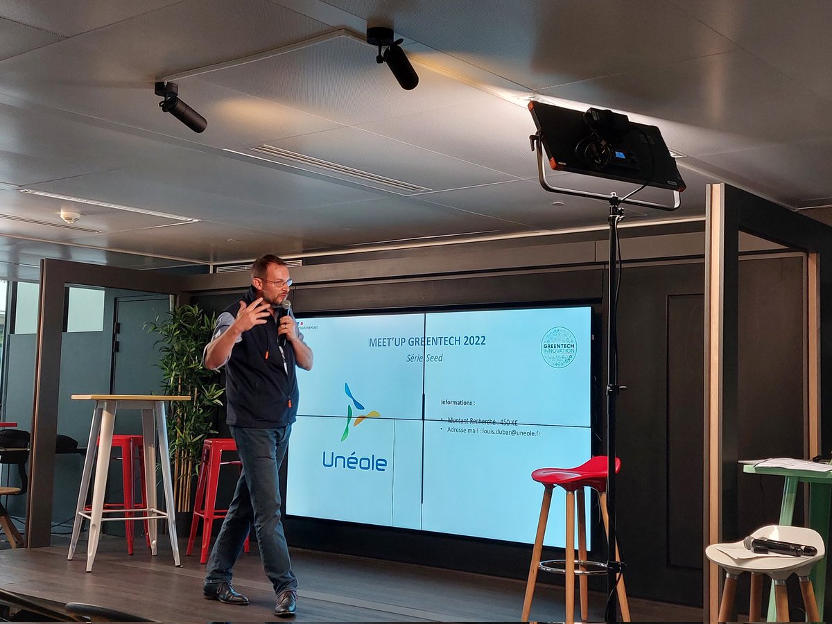 #MeetUpGreenTech 2022

<a href="/Uneole/">ROOFUP</a> clôture la première série de pitch en série seed avec sa solution d'énergies renouvelables combinant panneaux photovoltaïque et éoliennes de toit. Ne ratez pas les deux autres séries de pitchs série A et pré série A. #GreenTech #innovation