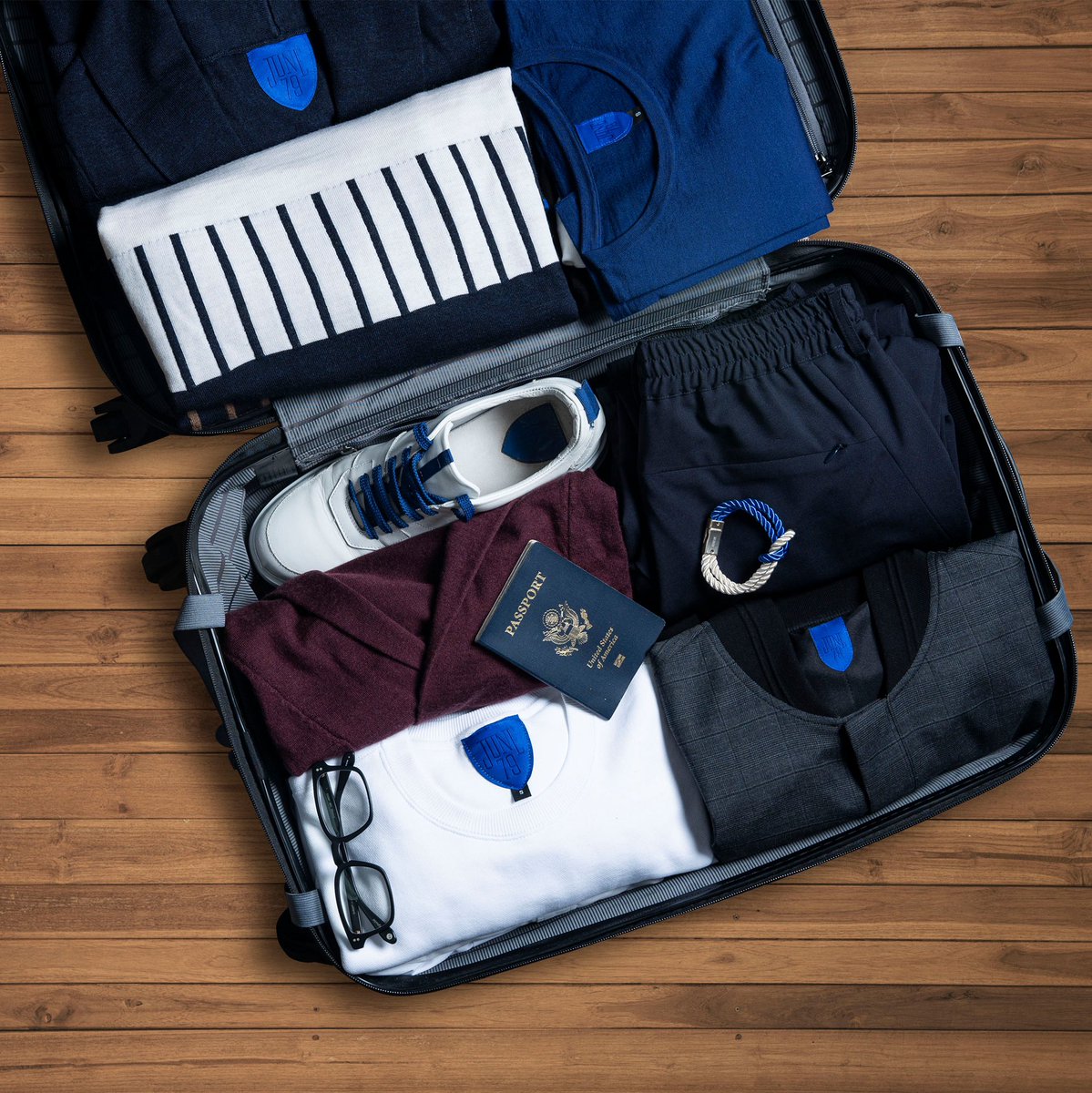 June79NYC's tweet photo. Passport ✔️
Flight and hotel booked ✔️
Fly fits, absolutely ✔️

Check off all your travel boxes with our Latest Collection. Take the Unsuit on the road. 

Shop the Collection at https://t.co/pWaUqcBsK8. 

#June79 #WeMoveDifferent #79Club #TravelStyleGuide https://t.co/sRIHOwkQmf