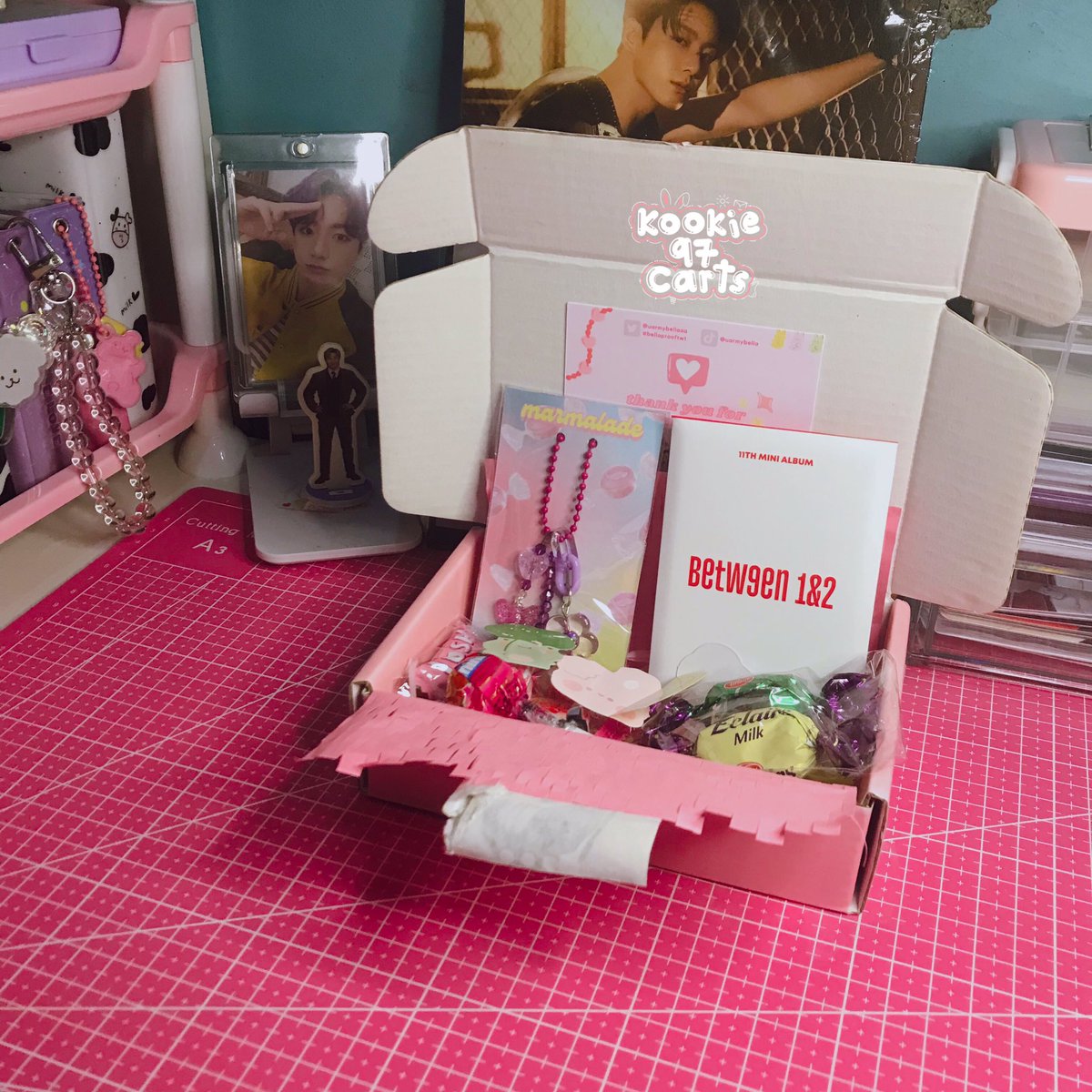 kookie97carts's tweet photo. happy mail ! 🎀 #k97cartsbuys 💗

hi @uarmybellaaa thank you so much for bringing nayeon and chae home and safe! vv pretty packaging and i love the keychain “prune” so muchie 💕 tysm also for the freebies ! happy to unbox it! 💝 #marmaladebybella #bellaprooftwt https://t.co/IObPPH9K6d