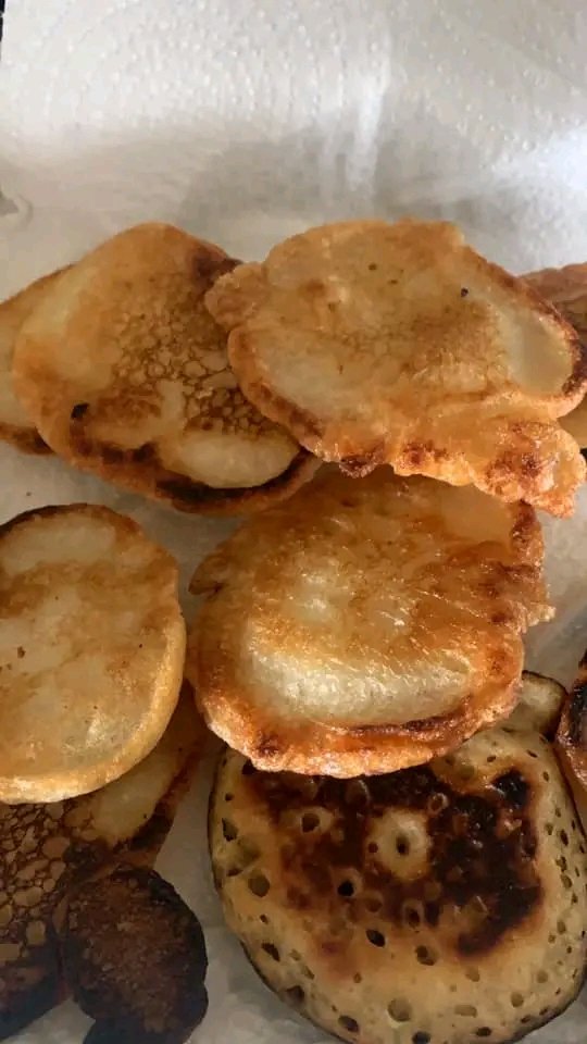Brucemayer466's tweet photo. Frites pour le déjeuner 🫓🥯 https://t.co/sZFZM8RHMR