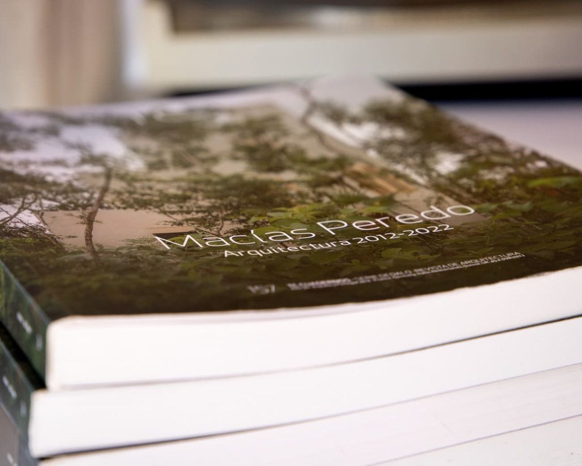 TC 157 Macías Peredo <a href="/maciasperedo/">EMP</a> 
tccuadernos.com/monografias/54…
Esta monografía recoge 17 proyectos imprescindibles que definen su forma de acercarse y de entender la arquitectura, con prólogo de Manuel Cervantes