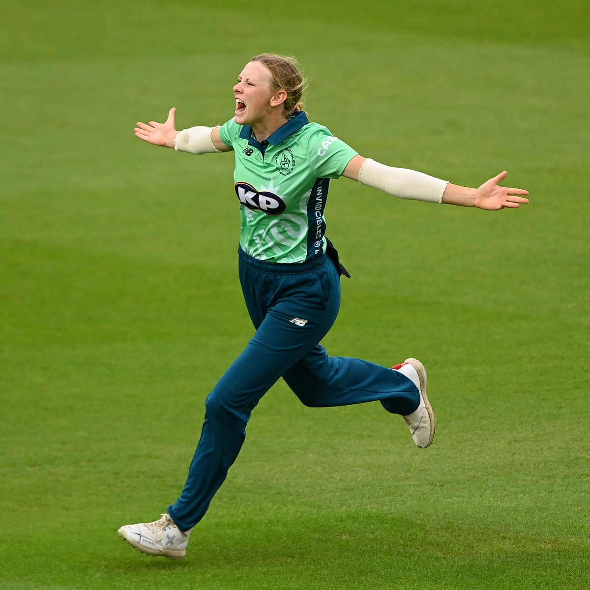 England Cricket tweet media