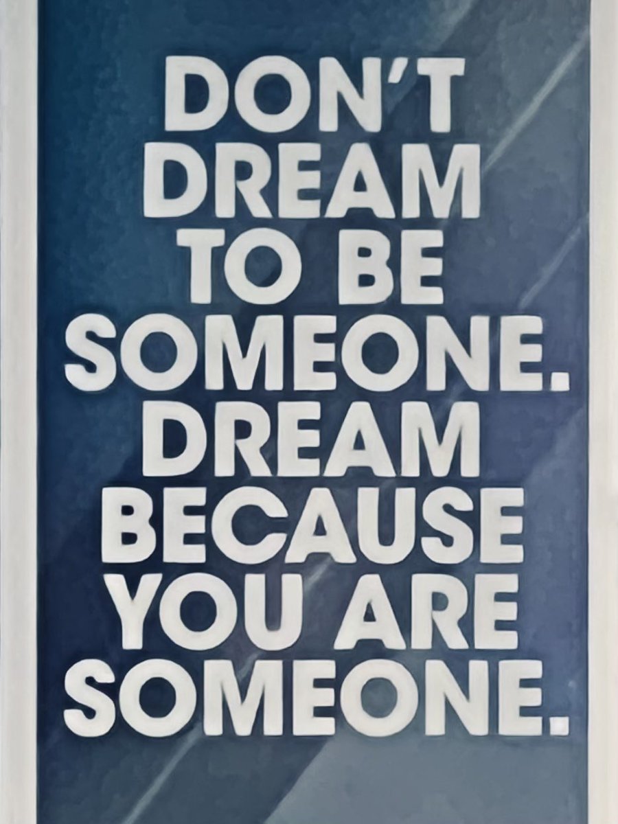 Loving this talk from <a href="/otisamey/">OTIS AMEY</a> - and so are our kids! <a href="/air1/">AIR1</a> #daretodream  Special shout out to the tech guys. Nice work. <a href="/MeridenK12/">Meriden K12</a> <a href="/JFlynnLMS/">.</a>