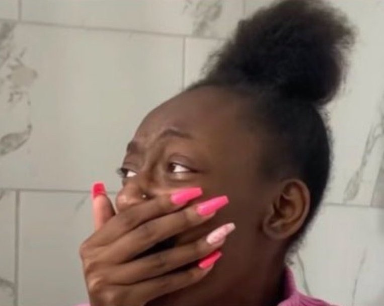 hottiegroovy's tweet image. Groovy loves his Groovers 😂💖🚀

We are so fortunate to have a fave like him! Live today on TVC Groovy spoke about massive announcements, his fanmily, the bbn journey and I must say Shoovy is bromancing. 
#GroovyMonoTheBrand

Here's the link to watch...
youtu.be/OjZd_xegeCc